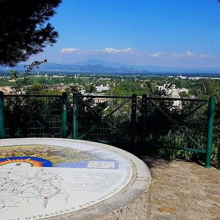Urbain Les Jardins De La Meyne *